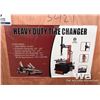 Image 2 : HEAVY DUTY TIRE CHANGER