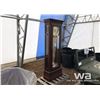 Image 2 : GRANDFATHER CLOCK