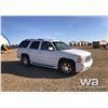 Image 2 : 2005 GMC DENALI SUV