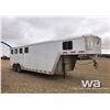 Image 2 : 2002 FEATHERLITE 9641 HORSE TRAILER
