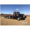 Image 2 : 2007 KENWORTH T800 TRI-DRIVE TEXAS BED TRUCK