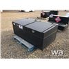 Image 1 : SQUARE 125 GAL. SLIPTANK /JOCKEY BOX