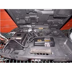 CORDLESS DRILL KIT - 18 VOLT