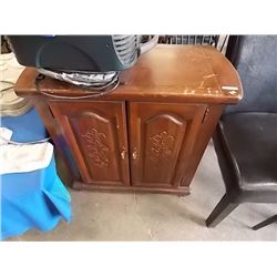 PINE CABINET - 2 DOOR