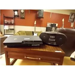 INSIGNIA BOOM BOX WITH AM/FM & PS3 CONSOLE - PS