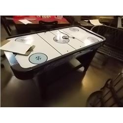 AIR HOCKEY TABLE