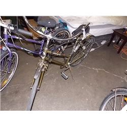 BIKE - VINTAGE GIRLS VULCAN BIKE