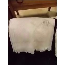 LACE TABLE CLOTH - WHITE