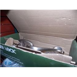 NEW WEISER HANDLE & DEAD BOLT WITH KEY