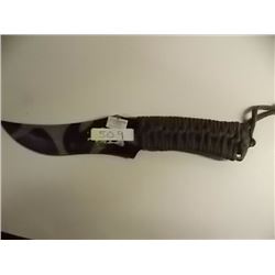 COLUMIA CAMO HUNTING KNIFE WITH ROPE TIED HANDLE