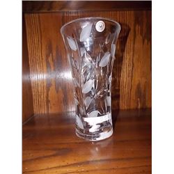 CRYSTAL VASE - 24% LEADED CRYSTAL