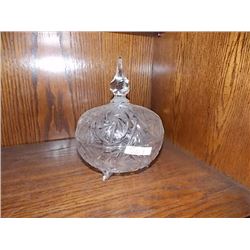 COVERED CRYSTAL BOWL WITH FEET