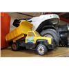 Image 2 : TWO TONKA TRUCKS