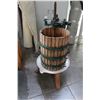Image 1 : METAL BOUND WOOD WINE PRESS