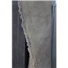 Image 2 : 89" X 12 FRINGED AREA CARPET