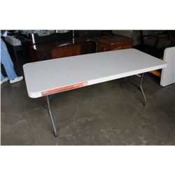 6 FOOT COMMERICAL LIFETIME FOLDING MARKET TABLE