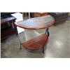 Image 1 : STONE INSERT DEMI LUNE TABLE