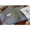 Image 2 : LOT OF DECORATIVE PILLOWS