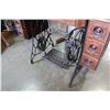 Image 2 : ANTIQUE SINGER SEWING MACHINE IN CABINET