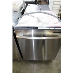 SAMSUNG STAINLESS BUILT IN DISHWASHER