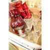 Image 1 : LOT OF RED AND CLEAR GLASSWARE