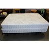 Image 2 : QUEEN SIZE SEALY TIGHT TOP MATTRESS WITH SPLIT BOX SPRING