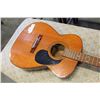 Image 2 : ACOUSTIC GUITAR AS IS