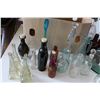 Image 2 : LOT OF VINTAGE AND ANTIQUE BOTTLES