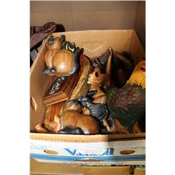 LOT OF WOOD FIGURES