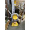 Image 1 : EUREKA BAGLESS VACUUM