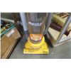 Image 2 : EUREKA BAGLESS VACUUM