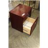 Image 2 : 3 DRAWER WOODEN FILING CABINET