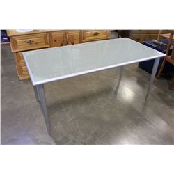 METAL AND GLASSTOP TABLE