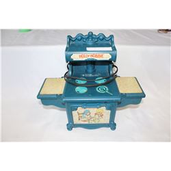 HOLLY HOBBIE VINTAGE KIDS ELECTRIC OVEN
