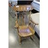 Image 1 : VINTAGE CARVED ROCKER
