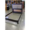 Image 3 : MODERN QUEENSIZE BED FRAME