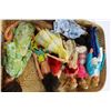 Image 2 : LOT OF VINTAGE BARBIES