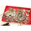 Image 2 : TRAY OF SILVER TONE JEWELLRY AND ART GLASS JEWELLRY