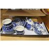 Image 3 : MASON PITCHER AND OTHER COLLECTIBLE FIGURES AND MINIATURE TEASET