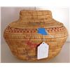 Image 1 : Lidded Eskimo Basket w/Figures