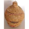 Image 2 : Lidded Eskimo Basket w/Figures