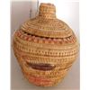Image 4 : Lidded Eskimo Basket w/Figures