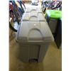 Image 1 : 3 NEW GREEN RECYCABLE BINS