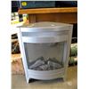 Image 1 : ELECTRIC CORNER HEATER
