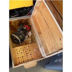 WOODEN CRATE WITH FREUD 3/4" PLUNGE ROUTER