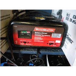 MOTOMASTER BATTERY CHARGER