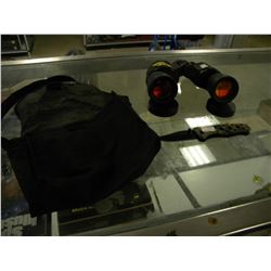 BINOCULARS WITH CASE & FOLDING CAMO HUNTING KNIFE