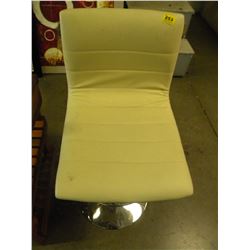 CHROME AND LEATHER BAR STOOL