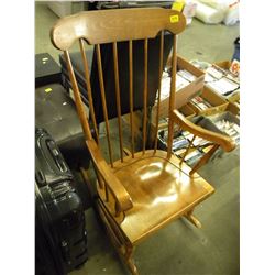 MAPLE SPINDLE BACK ROCKER