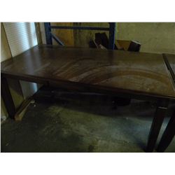 SOLID WOOD DINING TABLE (INTERNET PREVIEW ONLY)
